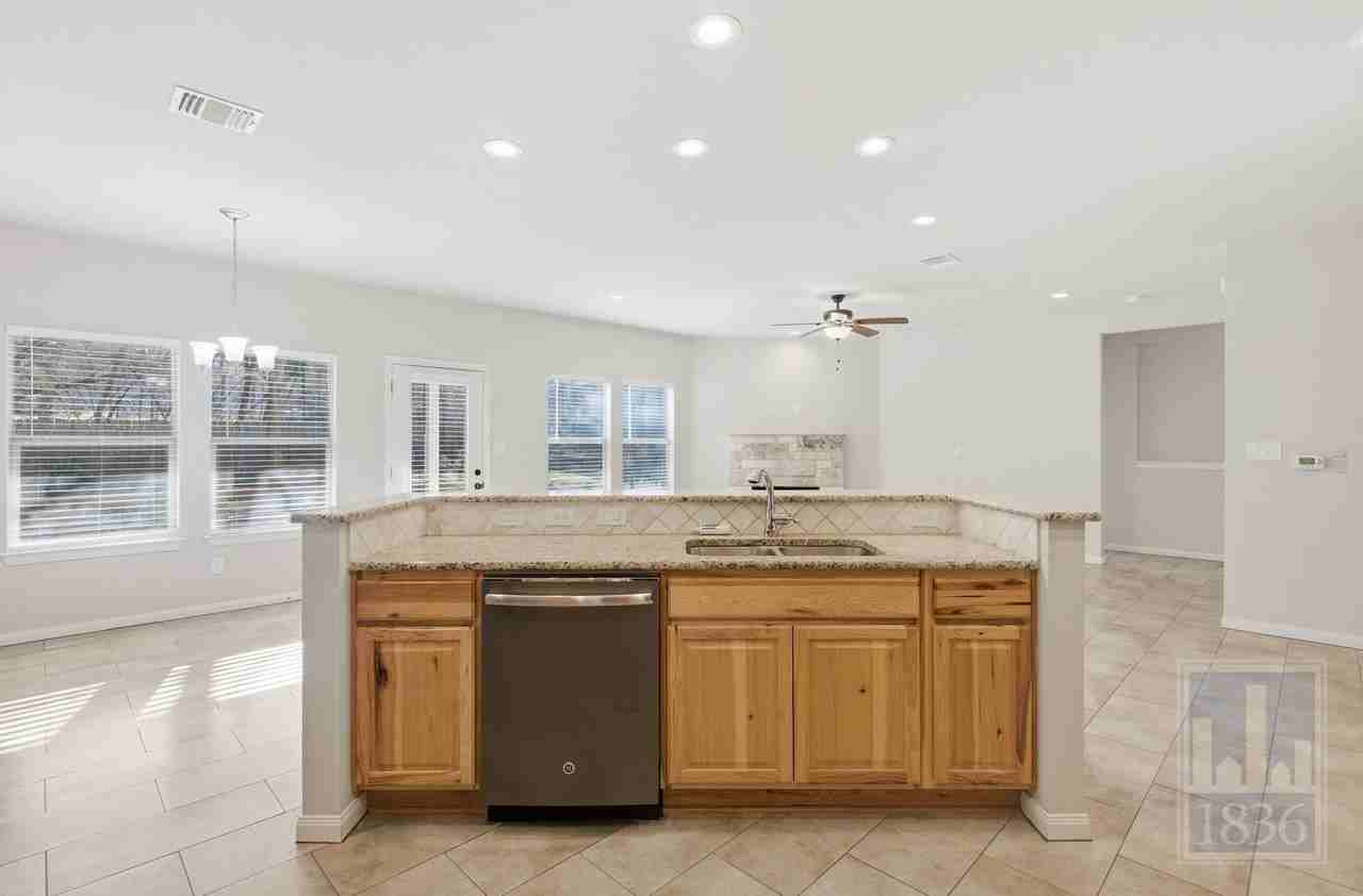 14605 Running Deer Trl - Photo 7 of 50