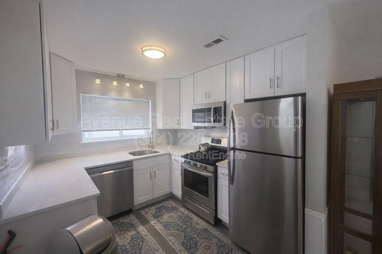 7116 Clayton Rd - Photo 5 of 12