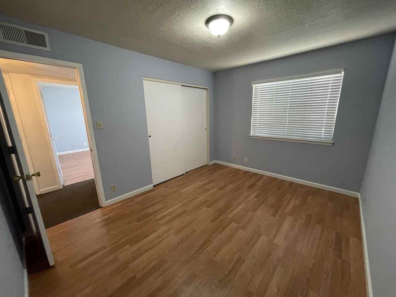 3621 Wellesley Dr Ne #C - Photo 4 of 15