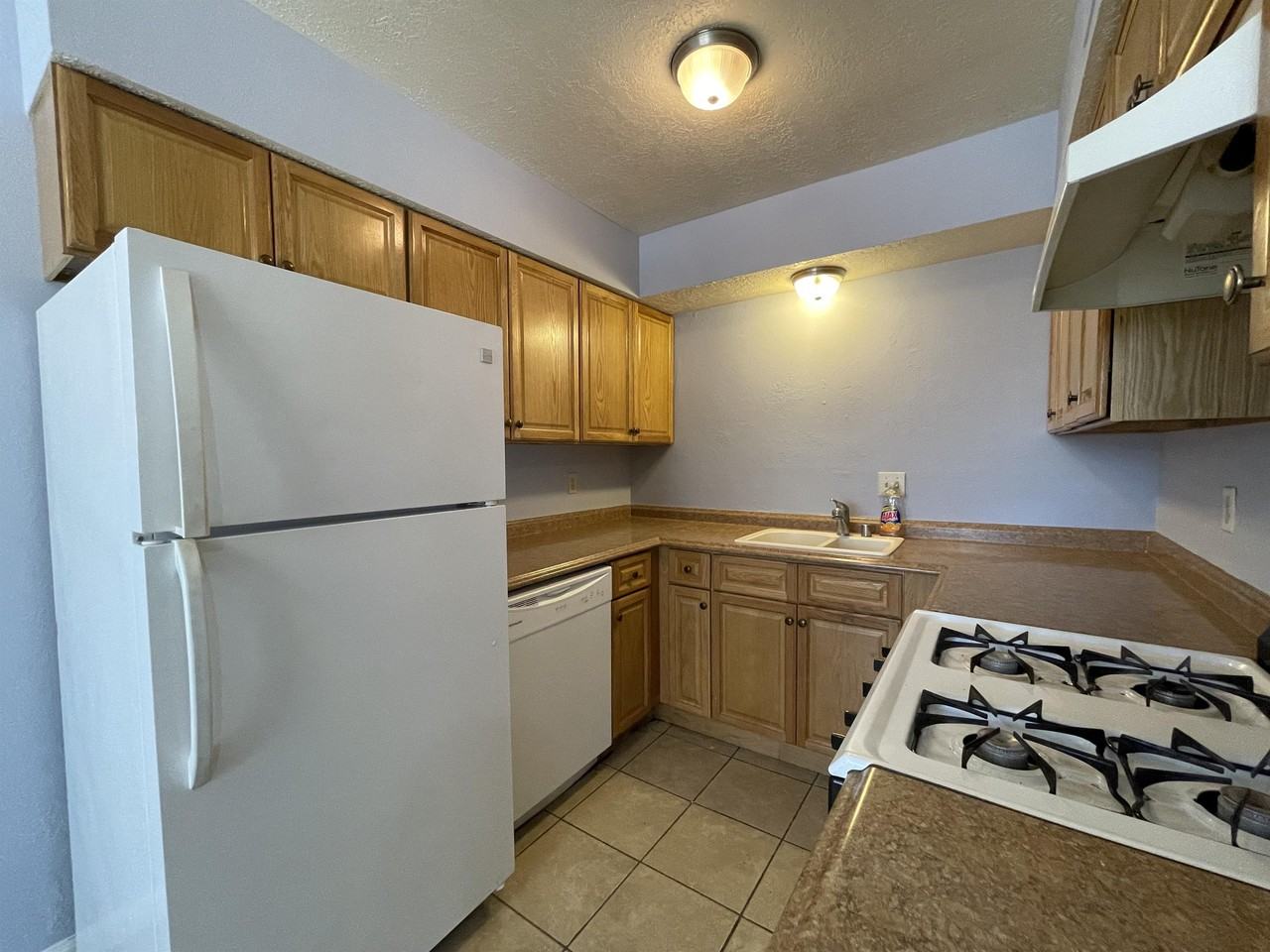 3621 Wellesley Dr Ne #C - Photo 2 of 15