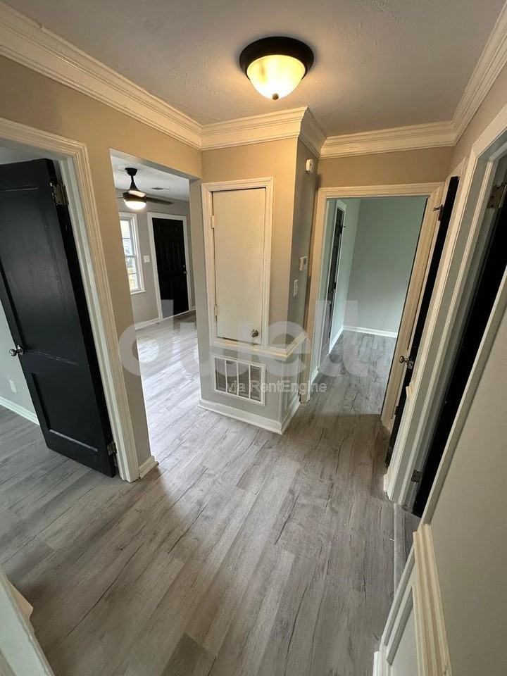 2932 Abelia Dr - Photo 4 of 10