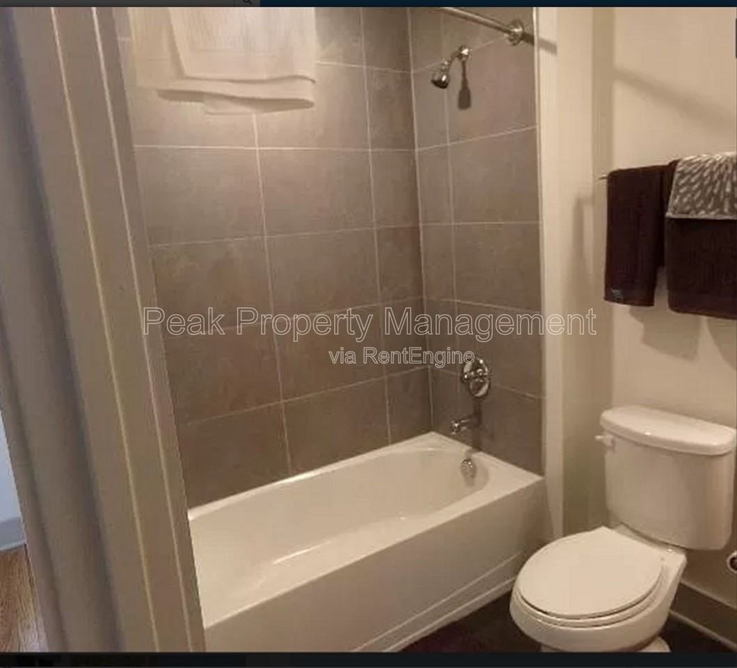 30 Franklin St #501 - Photo 5 of 6