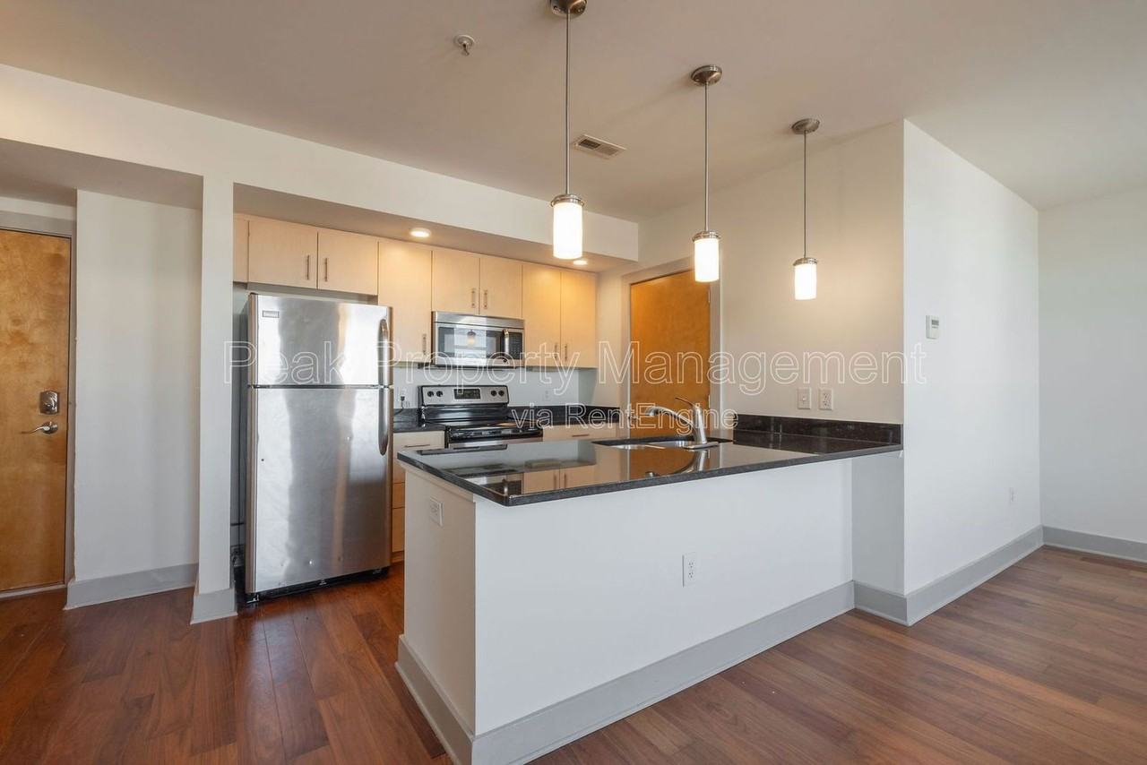 30 Franklin St #406 - Photo 6 of 7