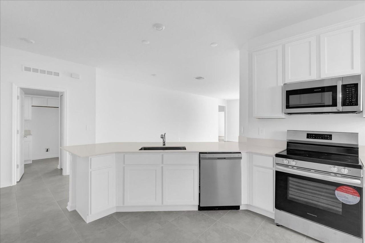 4385 Pebbles Throw Dr - Photo 7 of 29