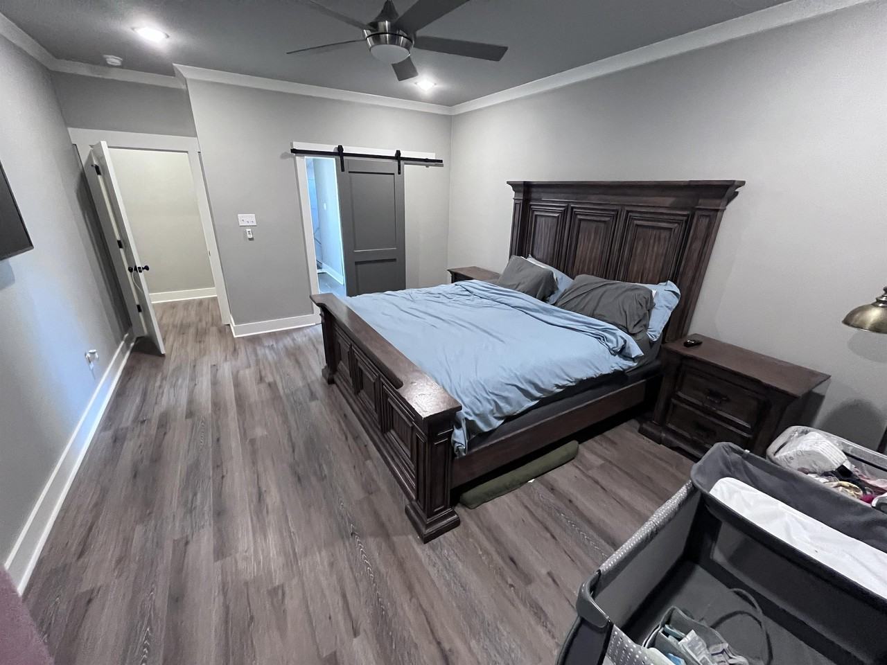 40 Darlin Dr - Photo 2 of 38