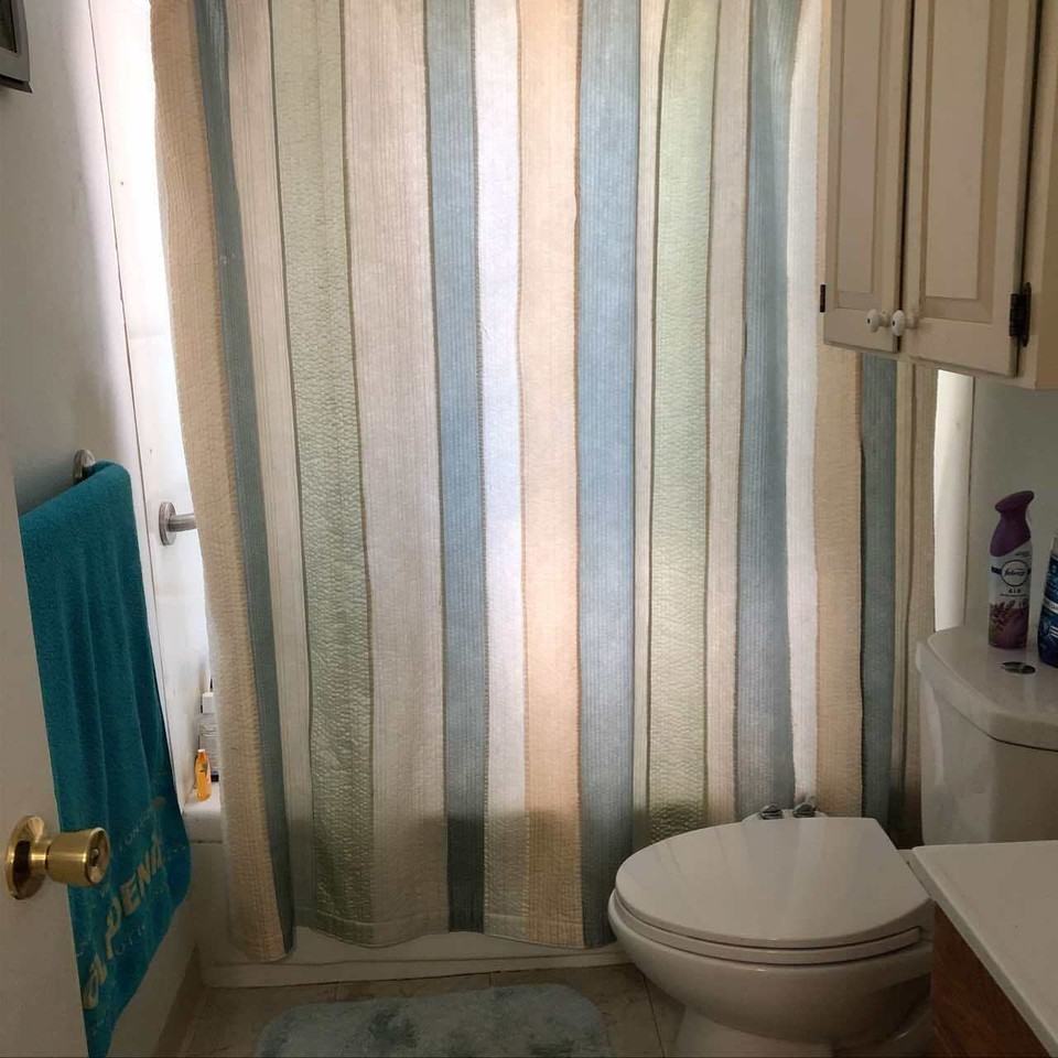 1056 Montview Rd - Photo 6 of 10