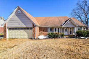 featured image of 6501 Saddleback Cir