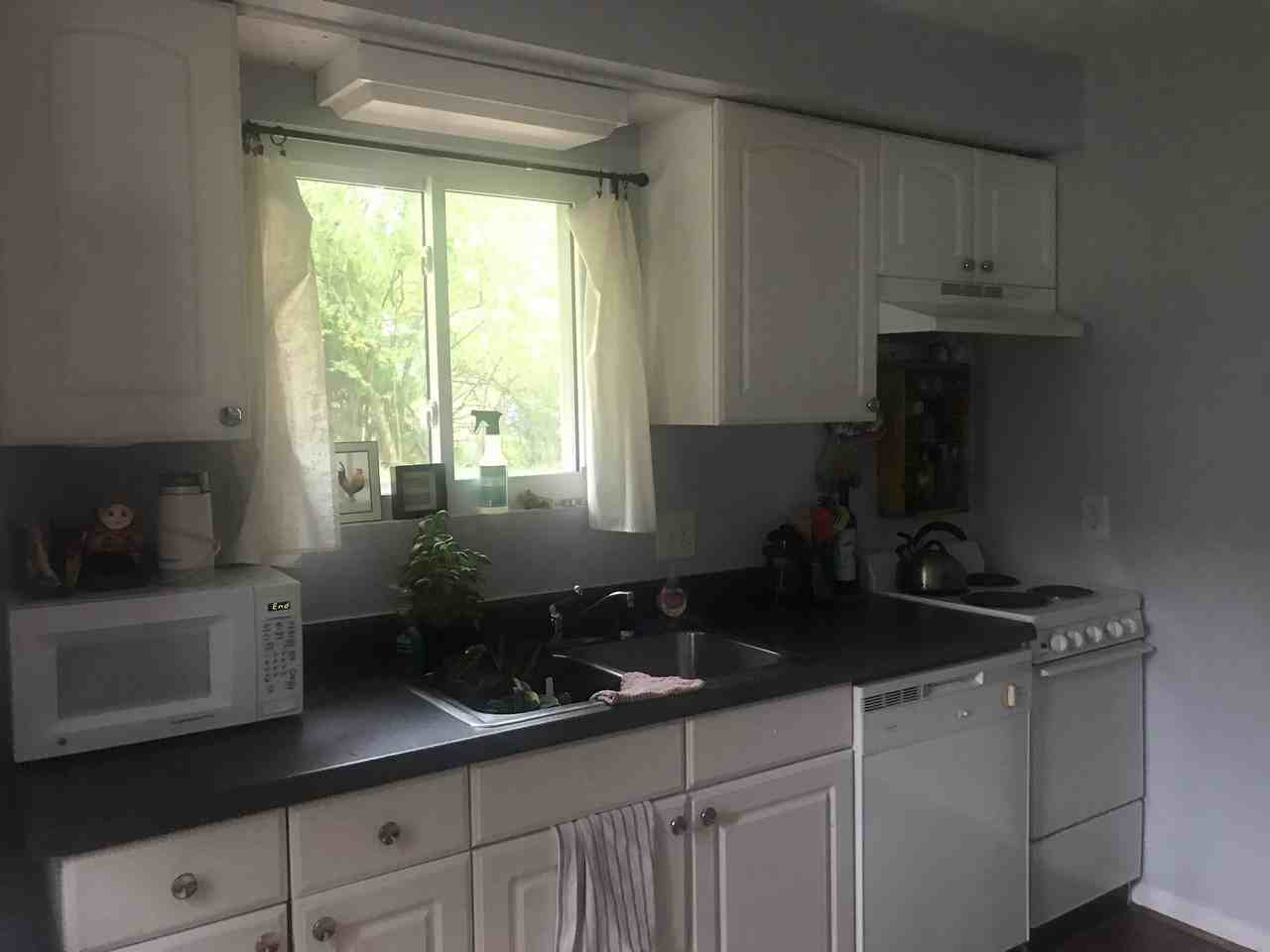 178 W Braxton Foushee St - Photo 2 of 13