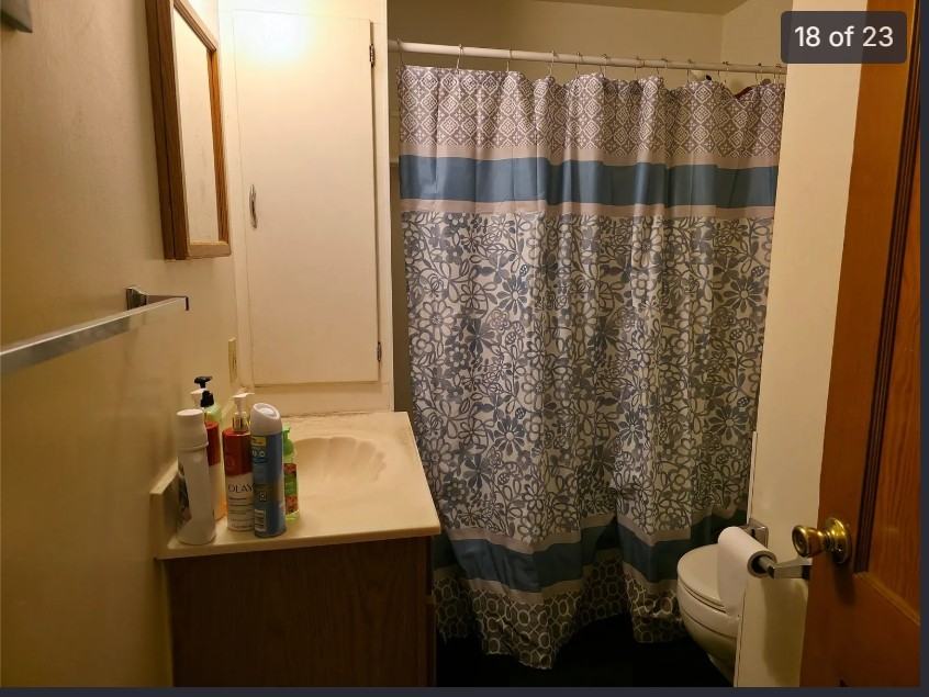 1026 N Clark St #2 - Photo 3 of 3