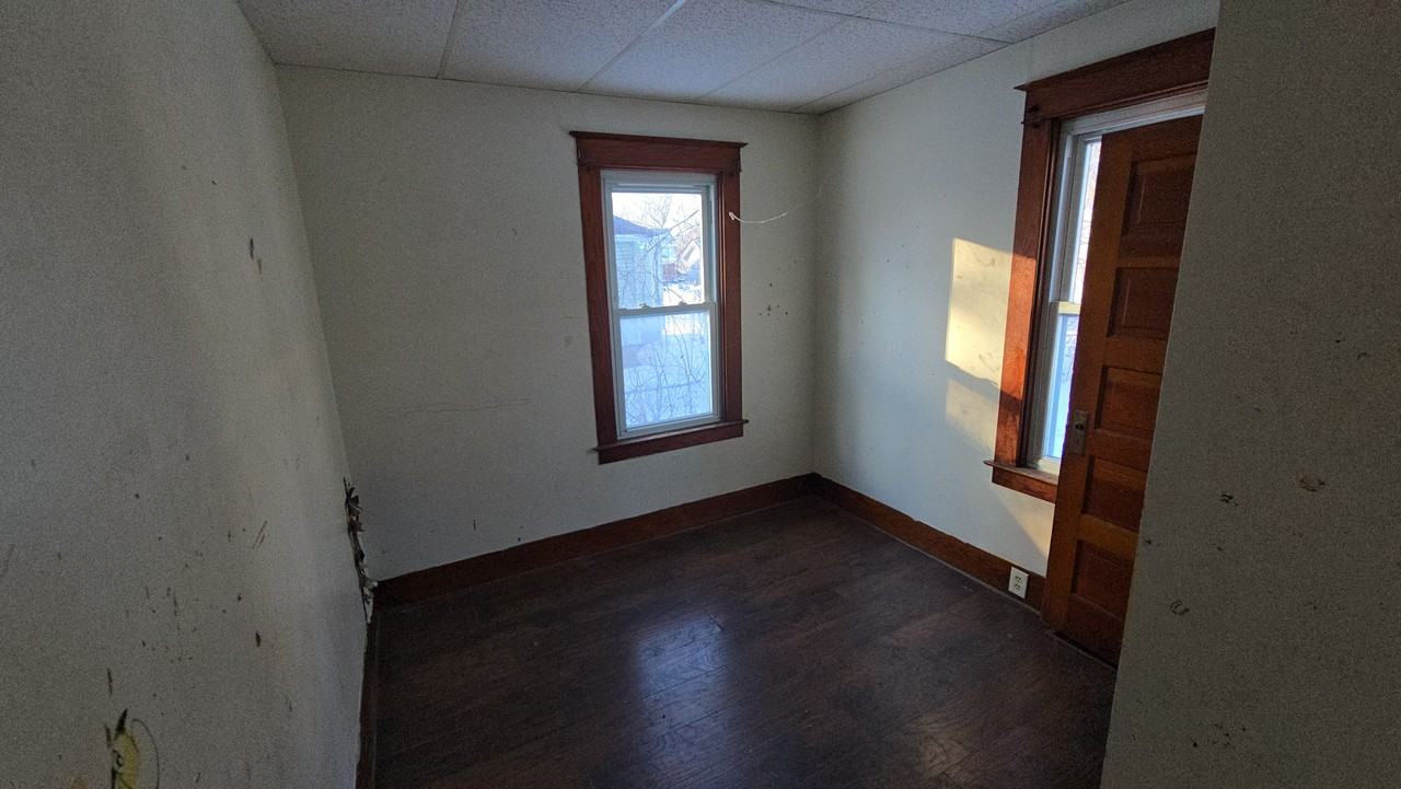 2115 E Remington St - Photo 6 of 7