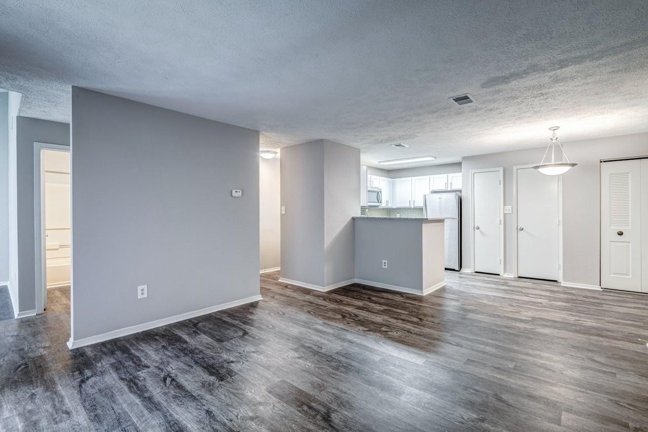 The Pointe at Stafford Apartment Homes - Photo 5 of 26