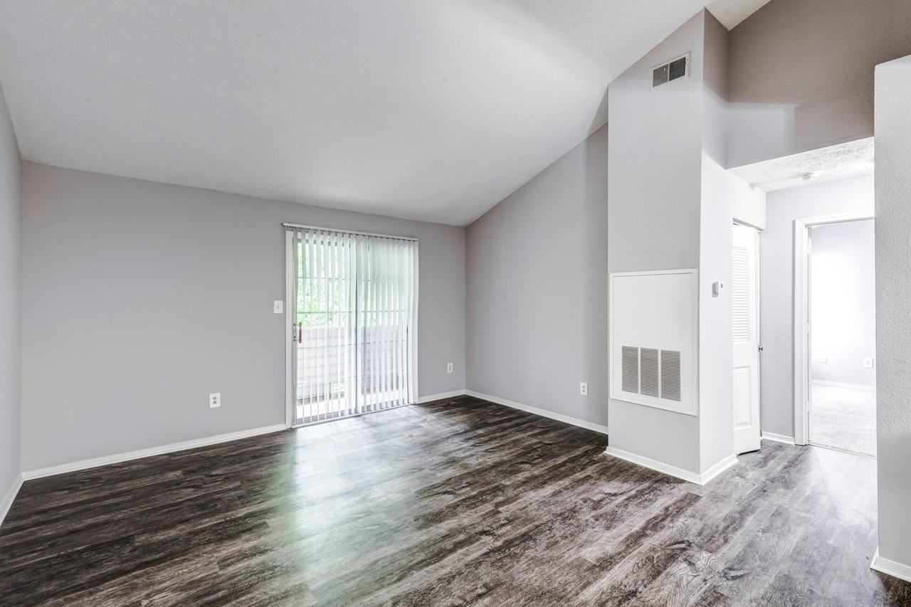 The Pointe at Stafford Apartment Homes - Photo 7 of 26