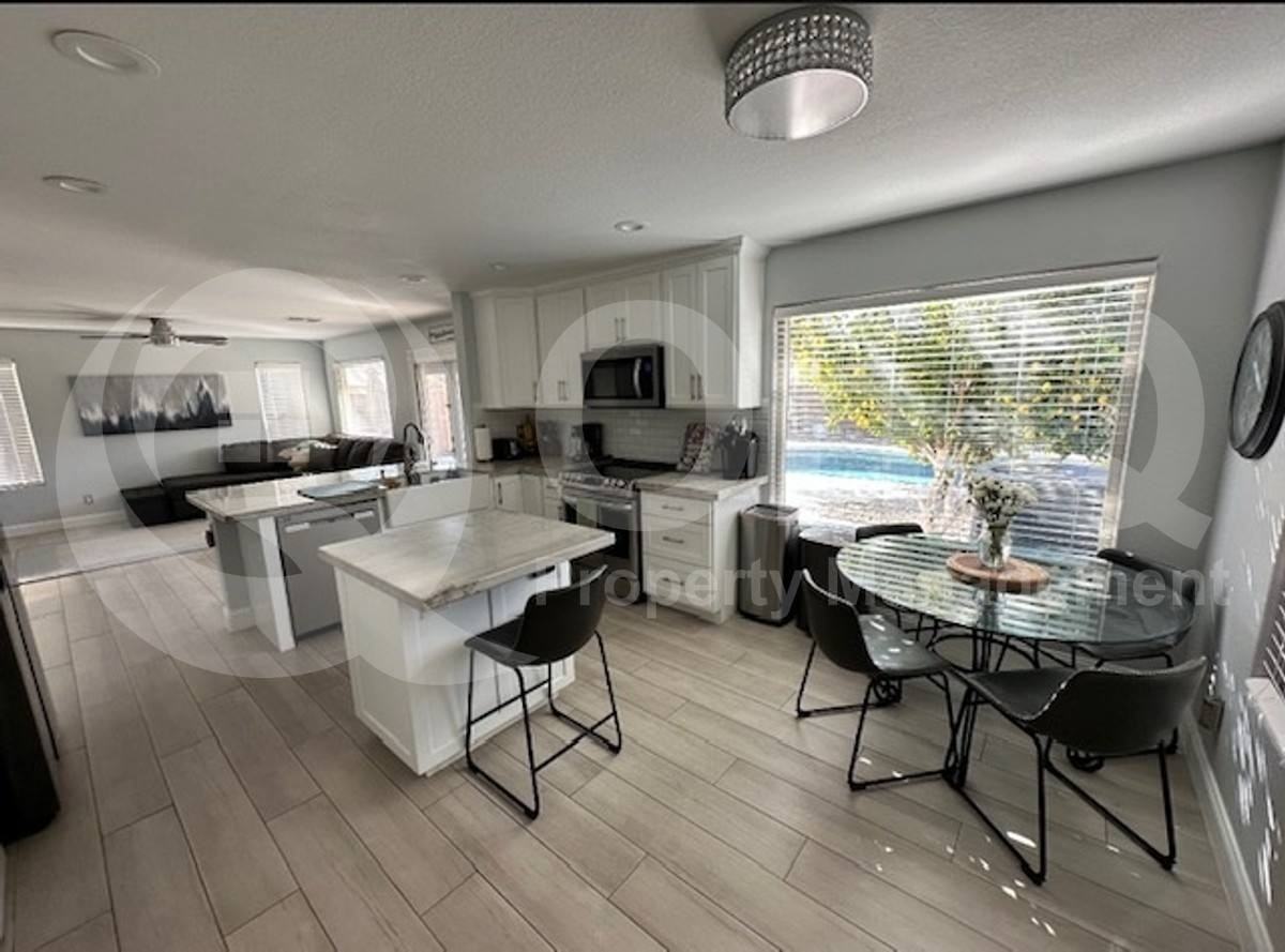 11501 E Persimmon Ave - Photo 3 of 10