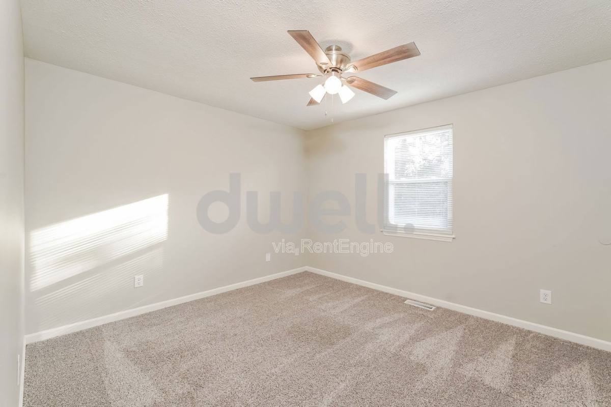 429 Evans Mill Dr #A - Photo 5 of 10