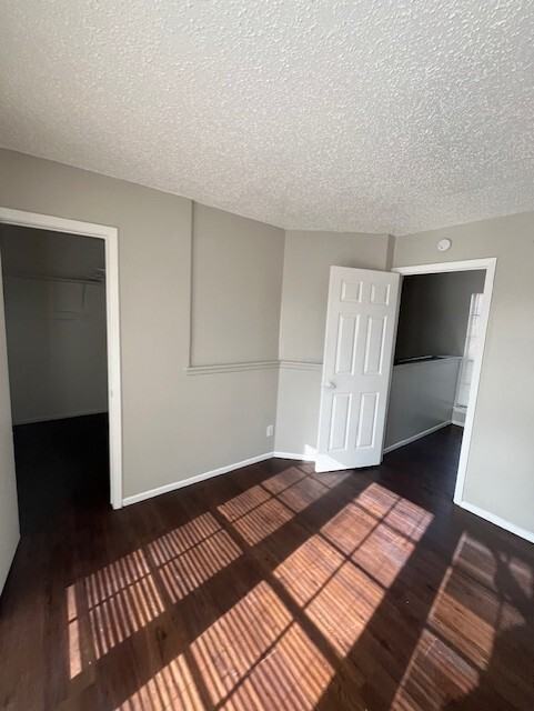 2214 Capitan Dr #D - Photo 3 of 16