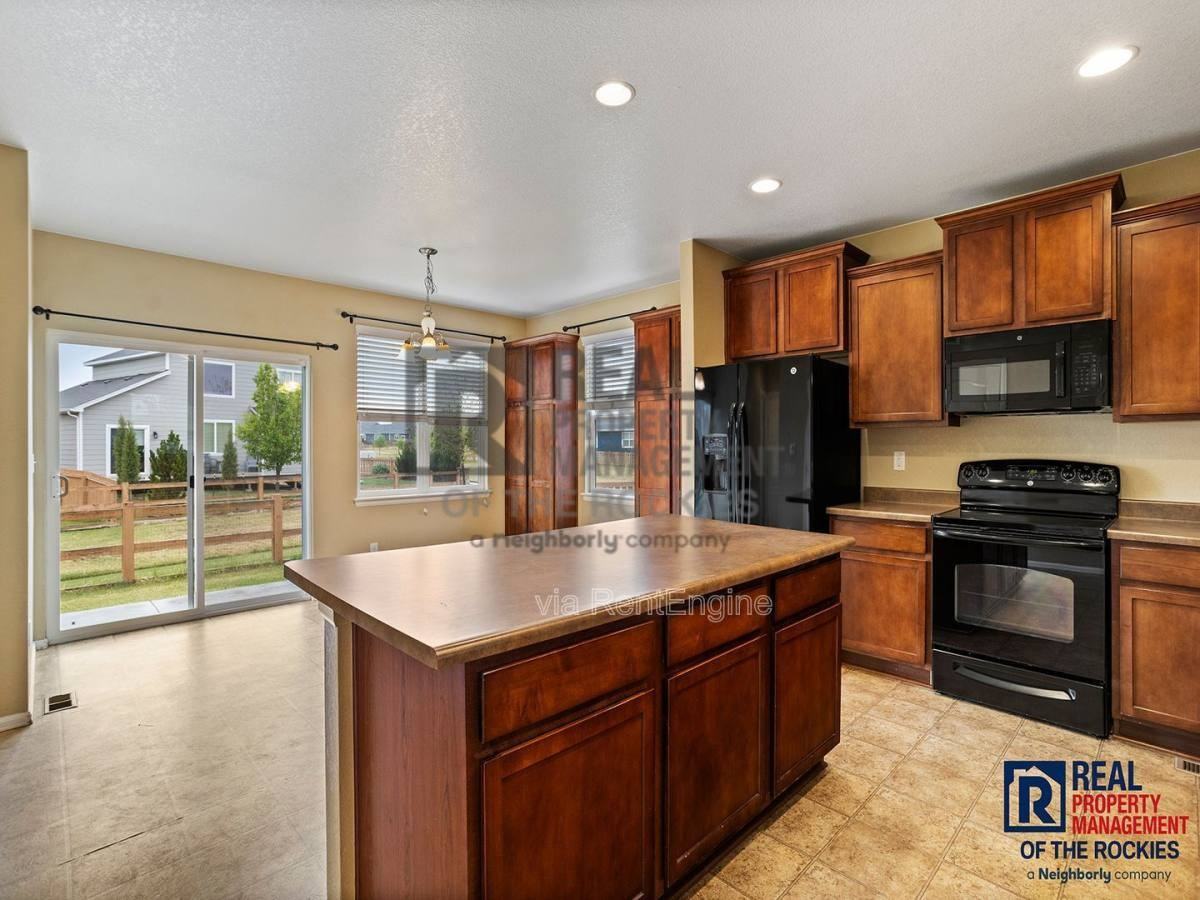 1620 Kelmsley Ct - Photo 5 of 10