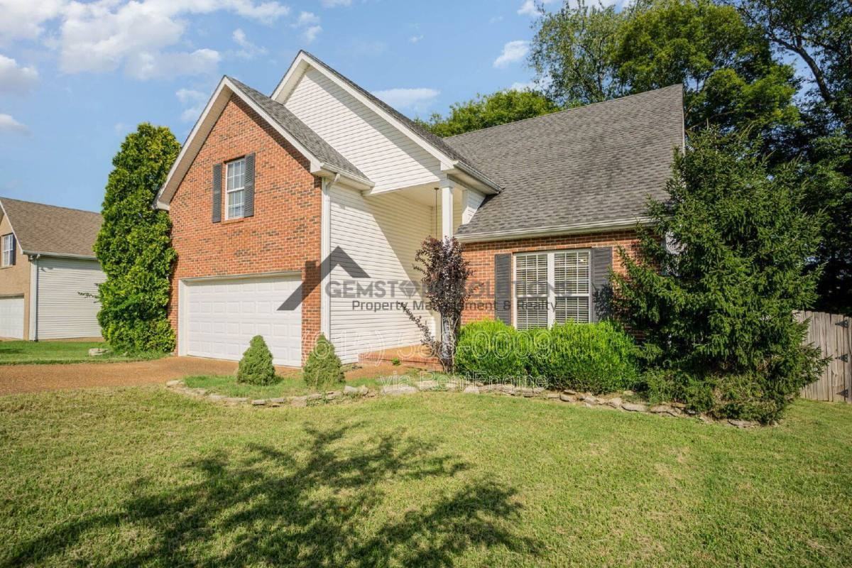 2608 Matchstick Pl - Photo 2 of 10