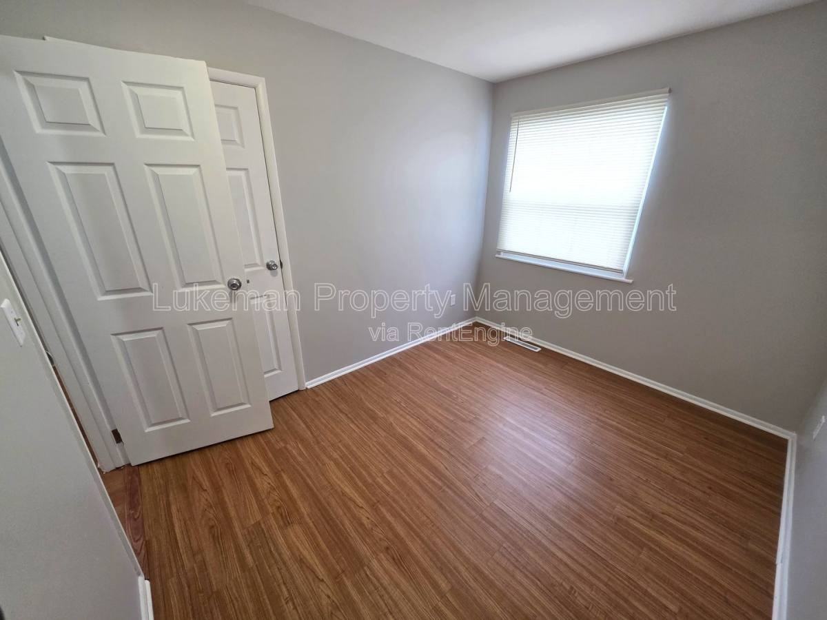 51 Baldwin Ave E - Photo 7 of 8