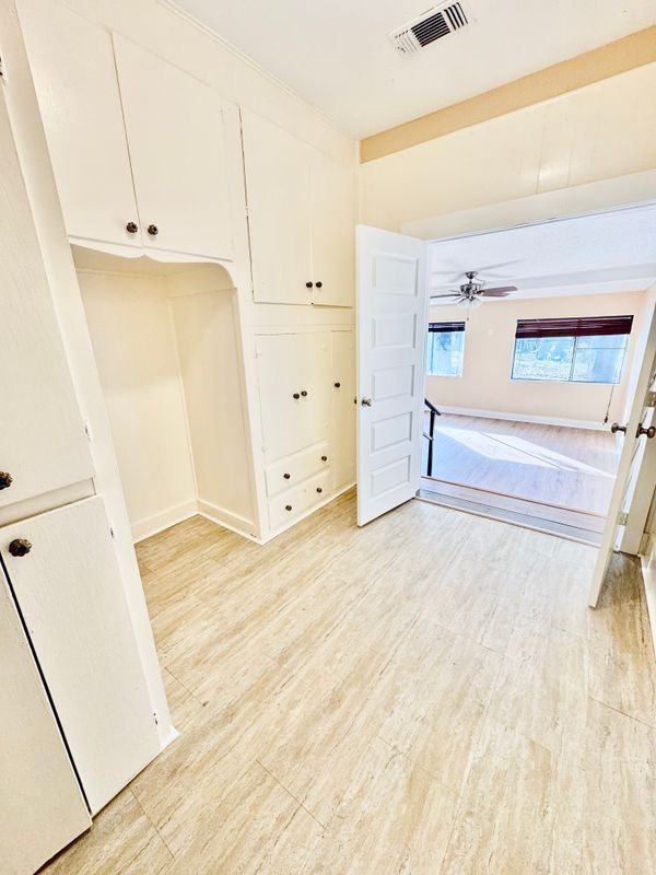 1722 W French Pl - Photo 7 of 20