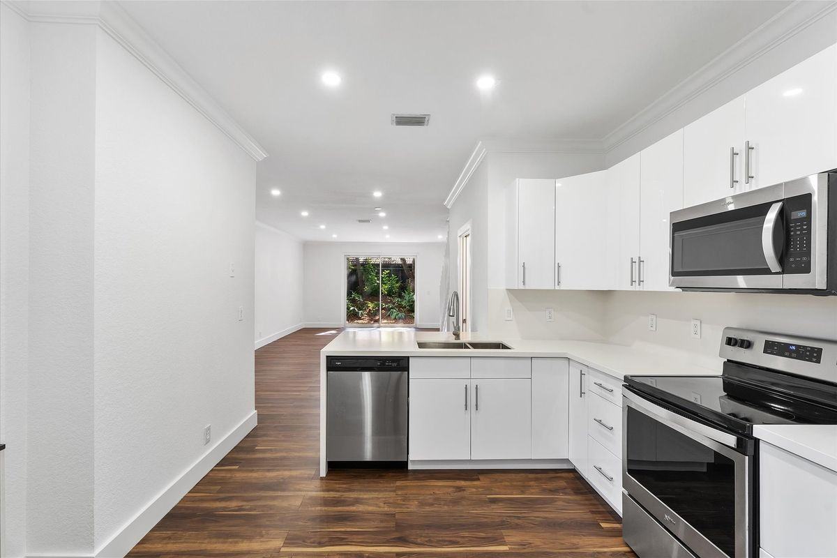 2100 Hacienda Ter - Photo 6 of 12