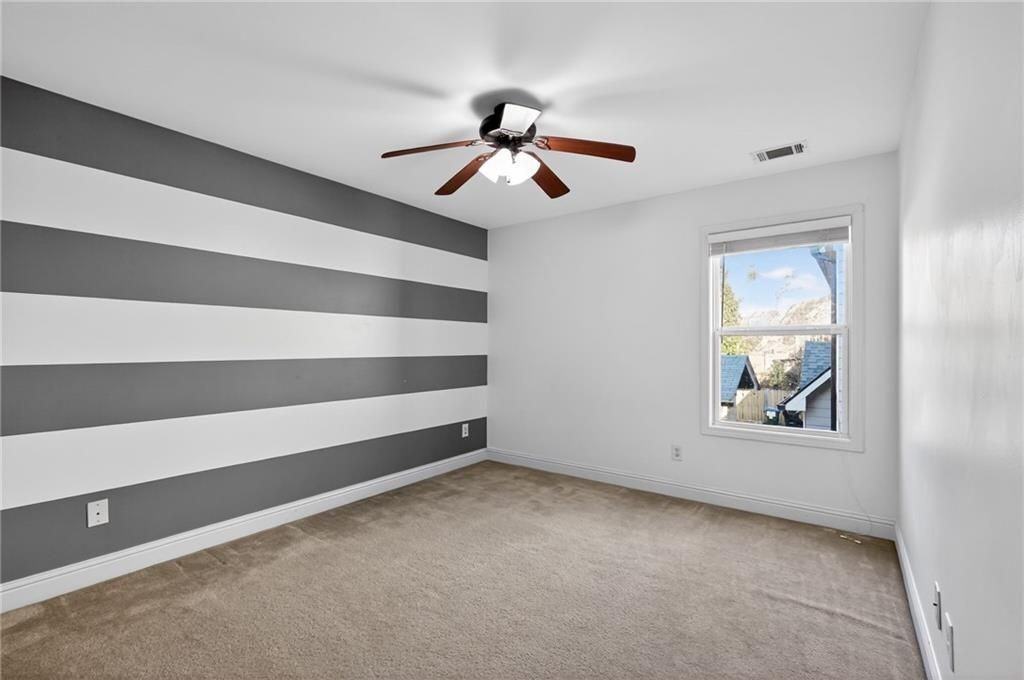 4102 Creekrun Cir - Photo 4 of 17