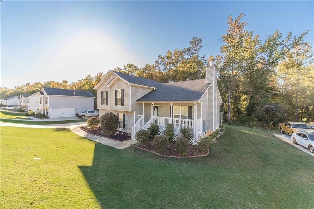 583 Embassy Walk - Photo 6 of 42