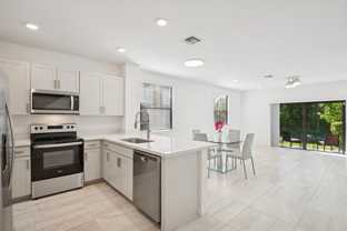 180 Se 5th Ct - Photo 1 of 1