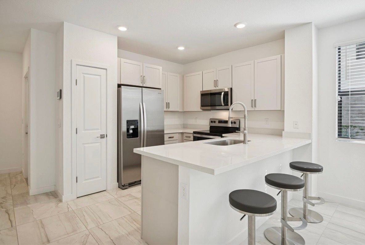 180 Se 5th Ct - Photo 2 of 19