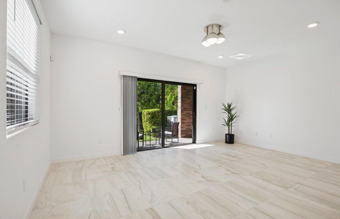 180 Se 5th Ct - Photo 5 of 19