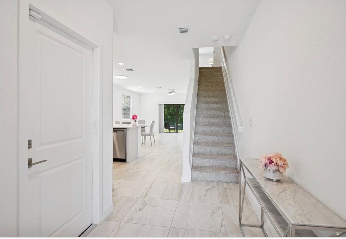 180 Se 5th Ct - Photo 7 of 19