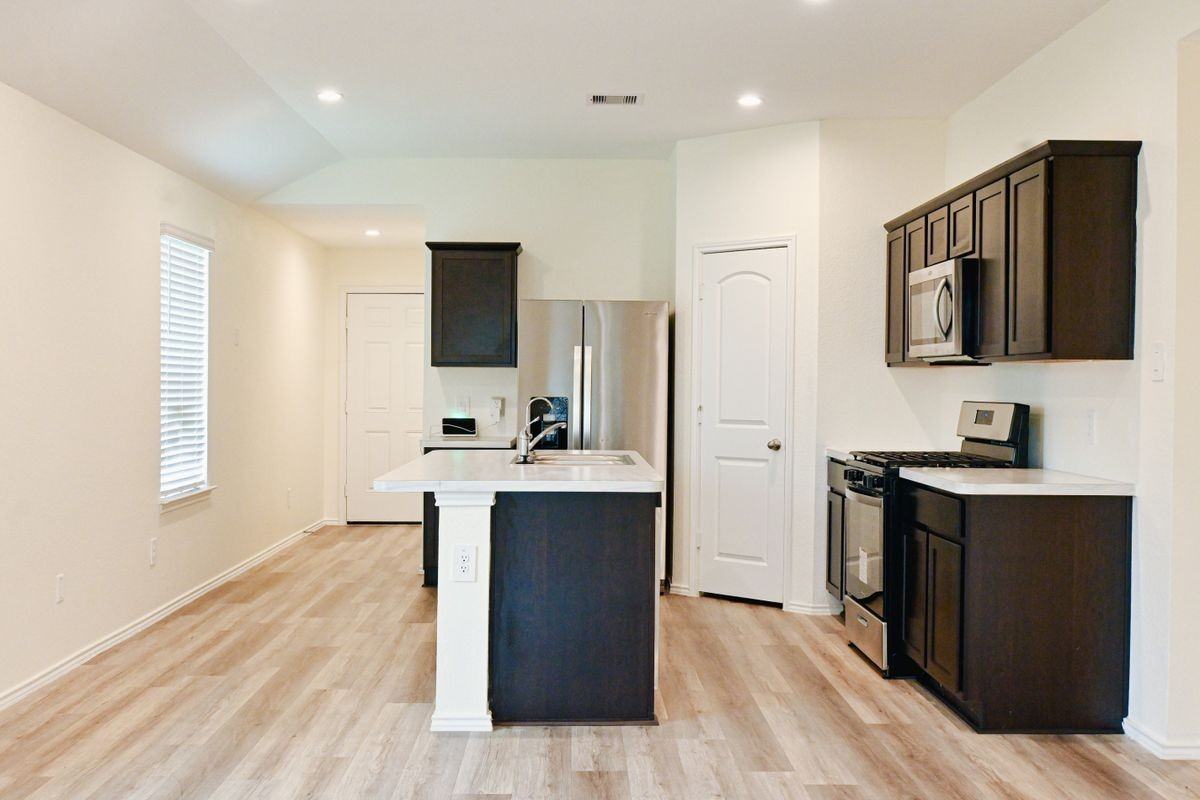 12302 Rock Basin Dr - Photo 6 of 20