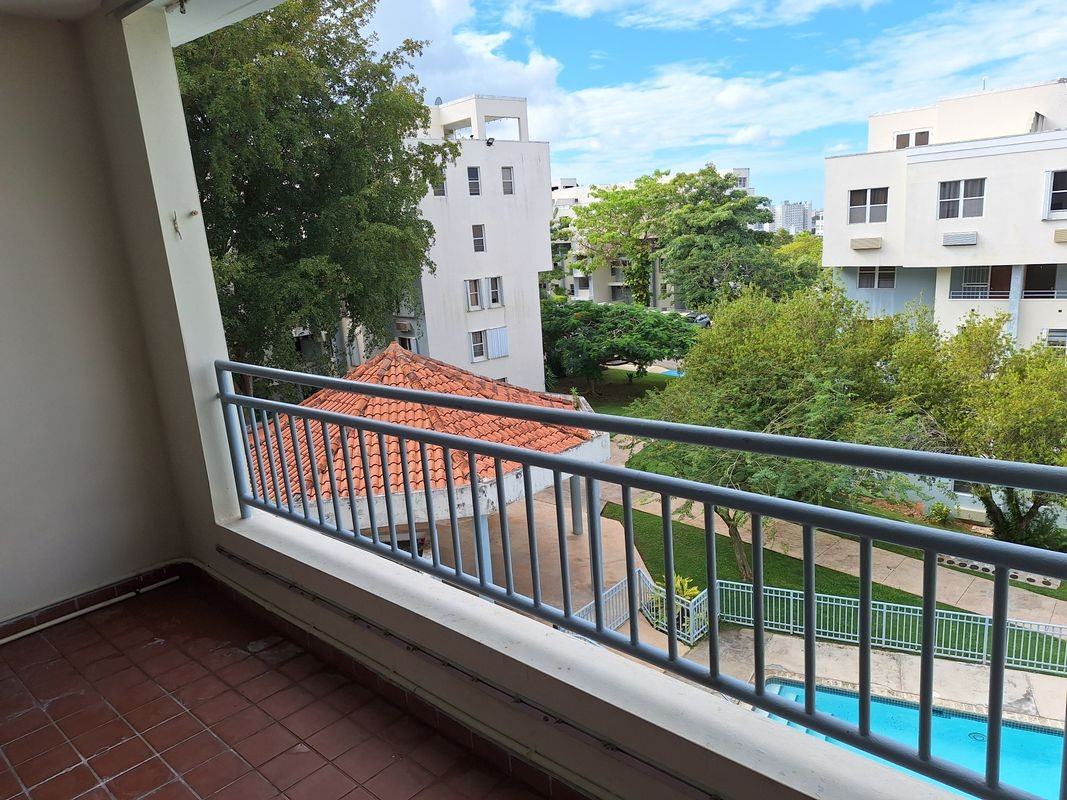 210 Boulevard Media Luna - Photo 4 of 42