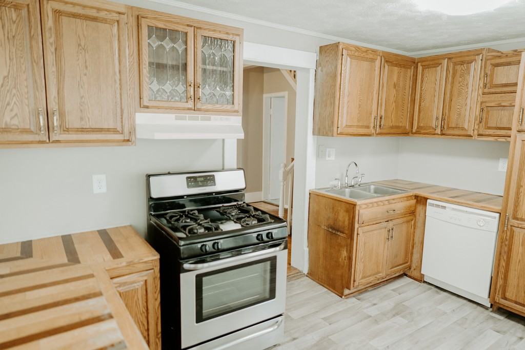 2728 N 65th Ave - Photo 5 of 11