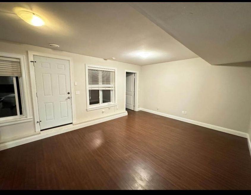 5933 128A Street - Photo 3 of 7