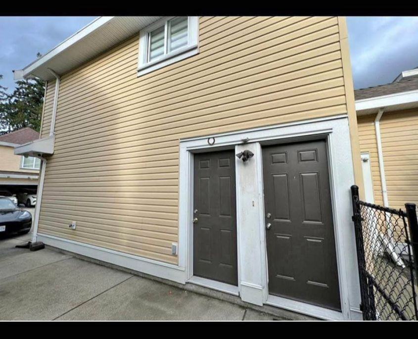 5933 128A Street - Photo 5 of 7