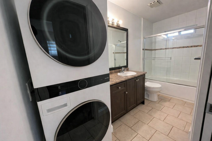 5933 128A Street - Photo 6 of 7