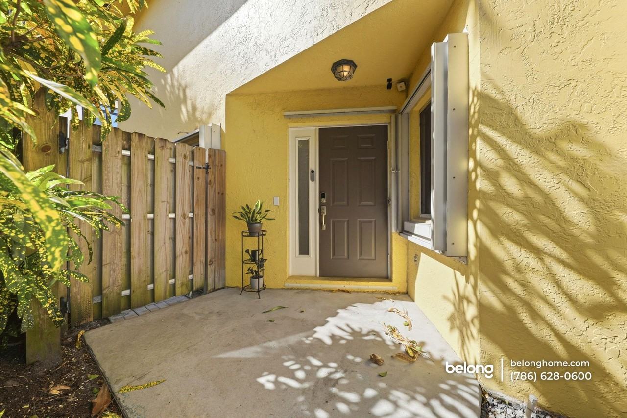 616 Sw 6th St - Photo 4 of 44