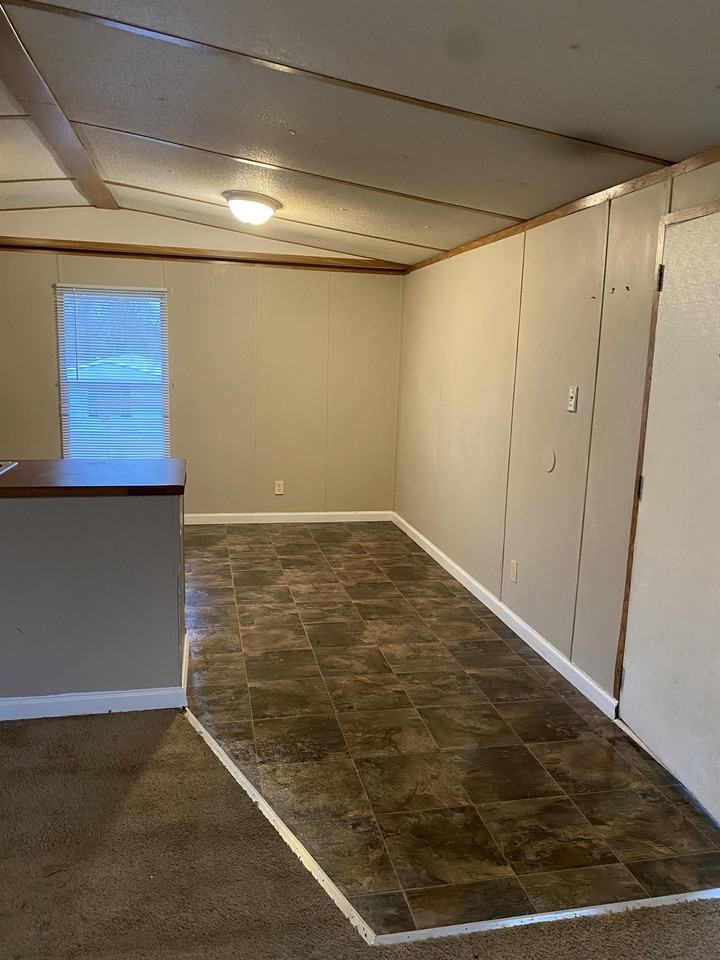 203 Zackary St - Photo 7 of 18