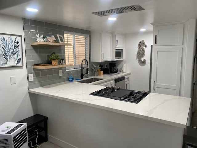 Moonstone - Photo 3 of 13