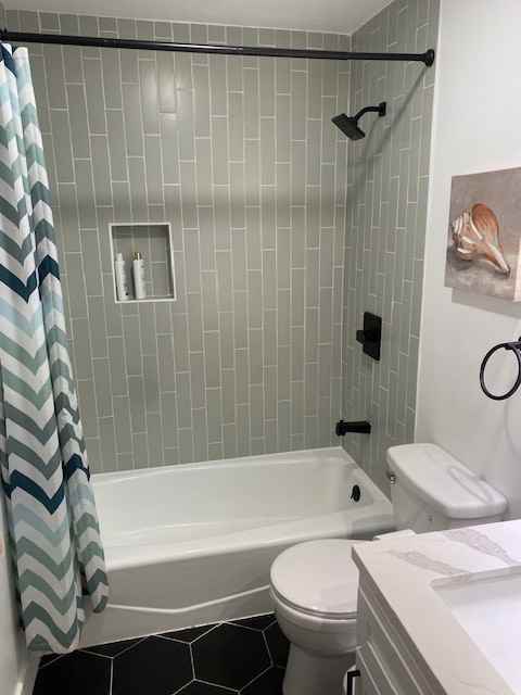 Moonstone - Photo 5 of 13