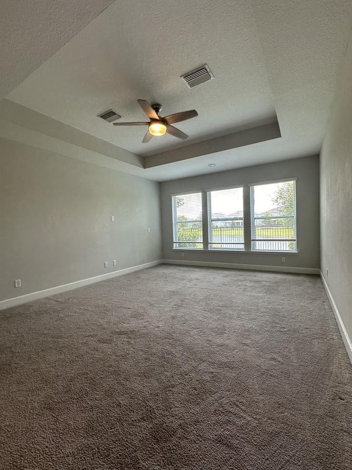 24 Woodsong Ln - Photo 2 of 50