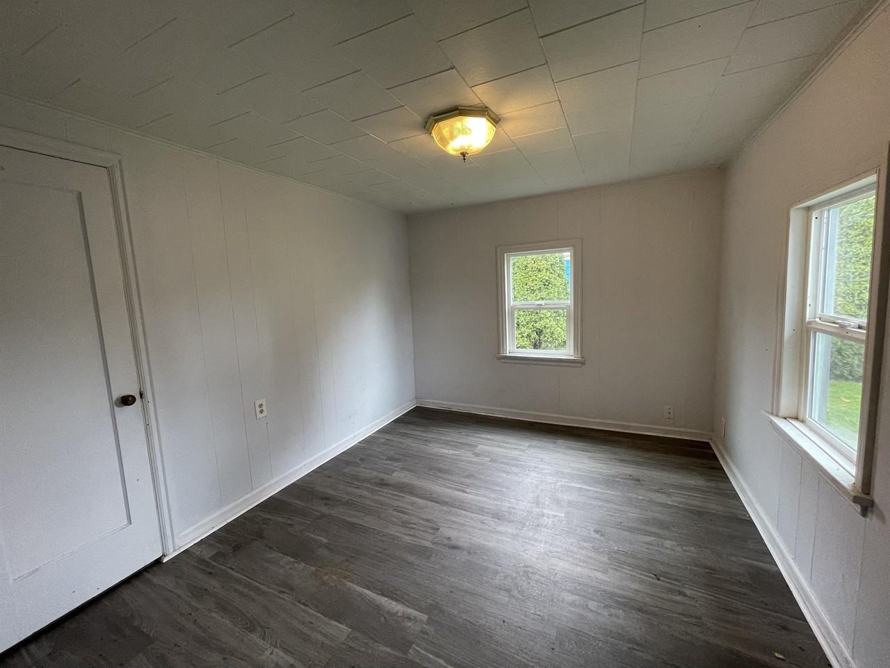 1910 20th St Ne - Photo 5 of 16