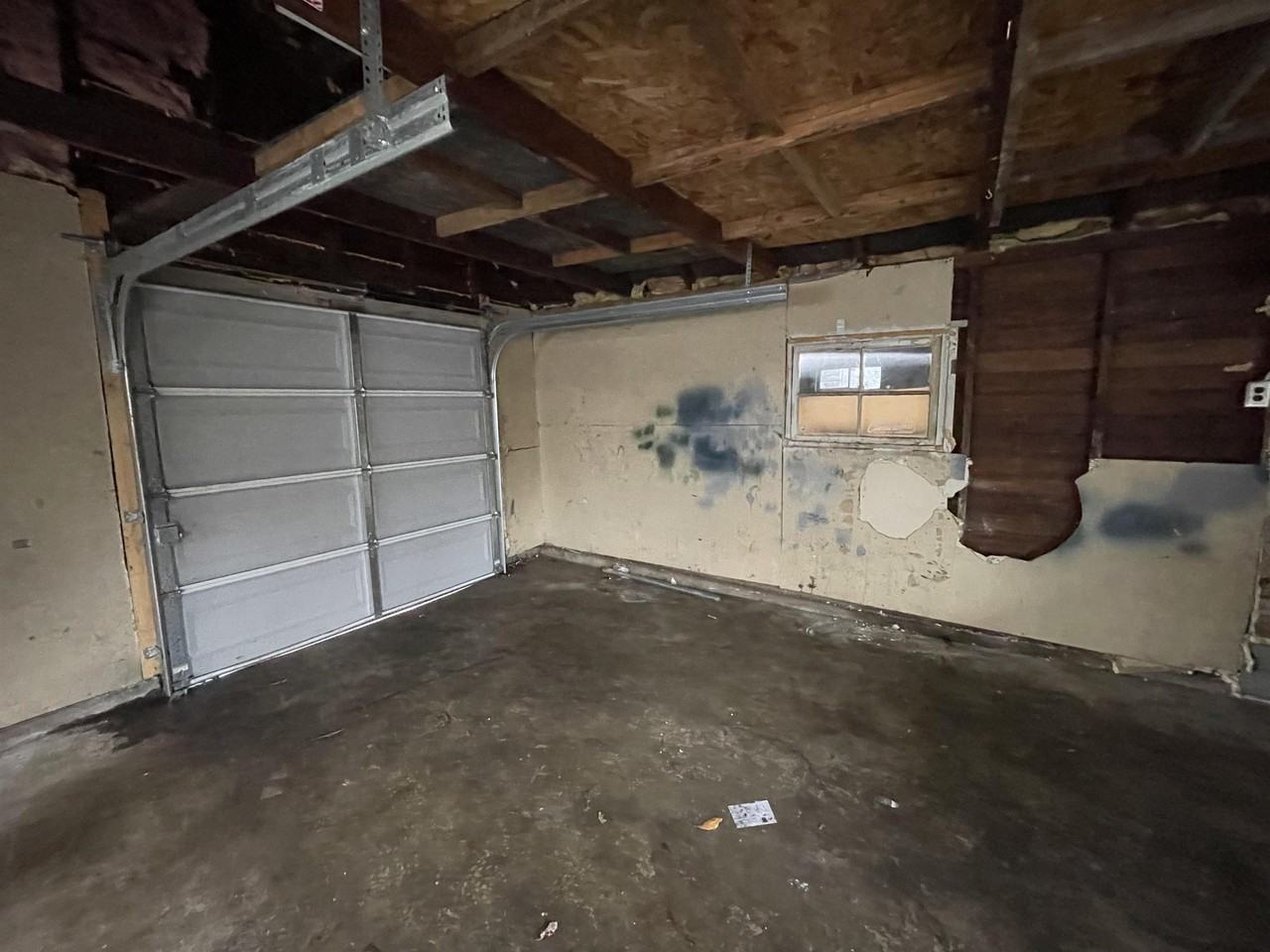 1910 20th St Ne - Photo 4 of 16