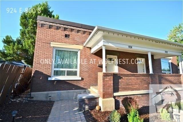 924 E 800 S - Photo 2 of 18