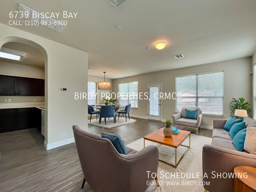 6739 Biscay Bay - Photo 2 of 36