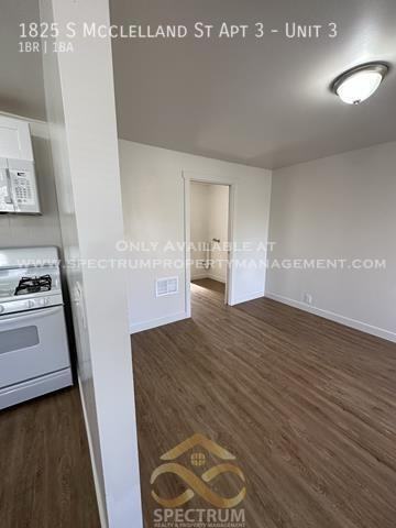 1825 S Mcclelland St Apt 3 #3 - Photo 4 of 12