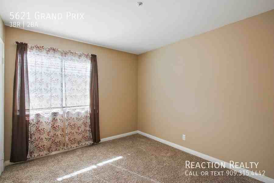 5621 Grand Prix Ct - Photo 5 of 10