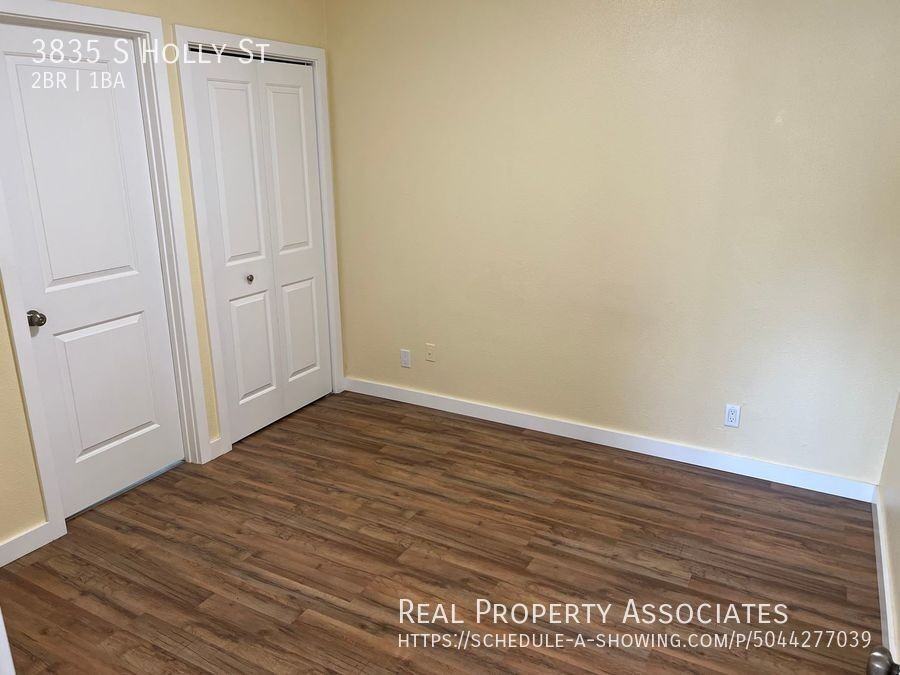 3835 S Holly St - Photo 6 of 9