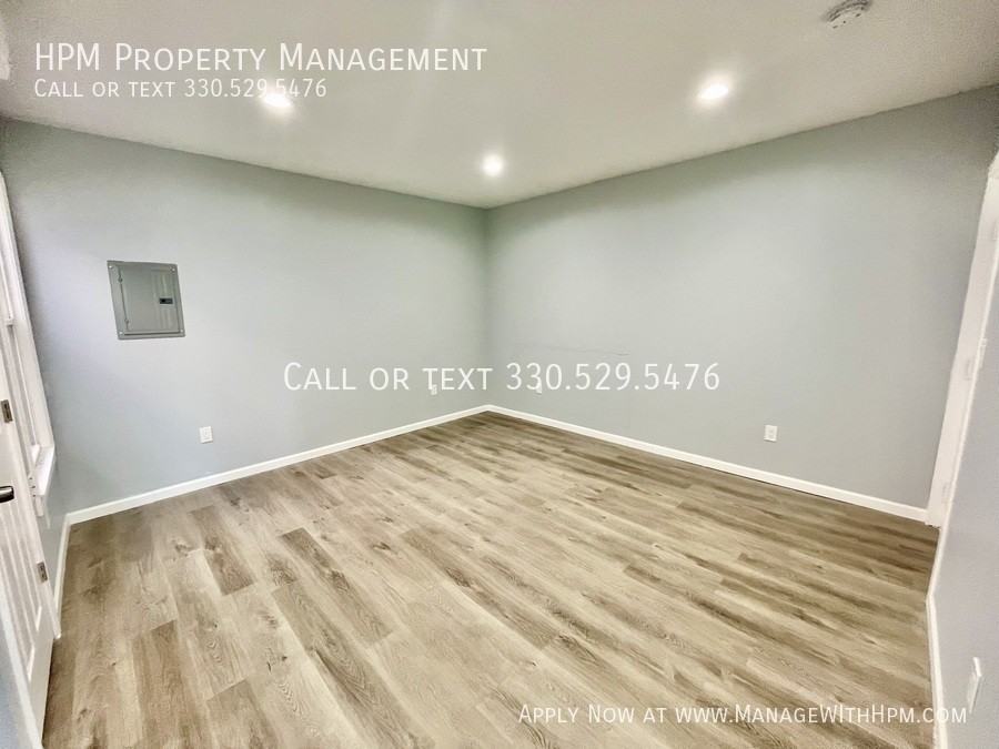 4828 Lorain Ave #1 - Photo 4 of 7