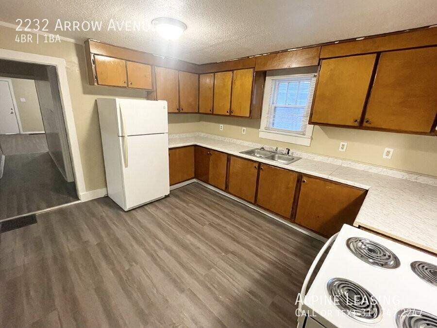 2232 Arrow Ave - Photo 5 of 7